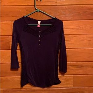 Navy blue 3/4 sleeve shirt